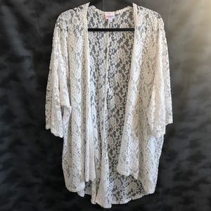 White lace LuLaRoe Lindsey